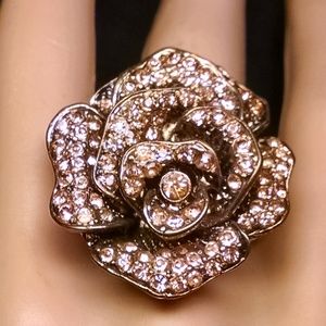Jewelry - Elegant Fancy Rose Flower Rhinestones Sexy Ring Jewelry - Elegant Fancy Rose Flower Rhinestones Sexy Ring